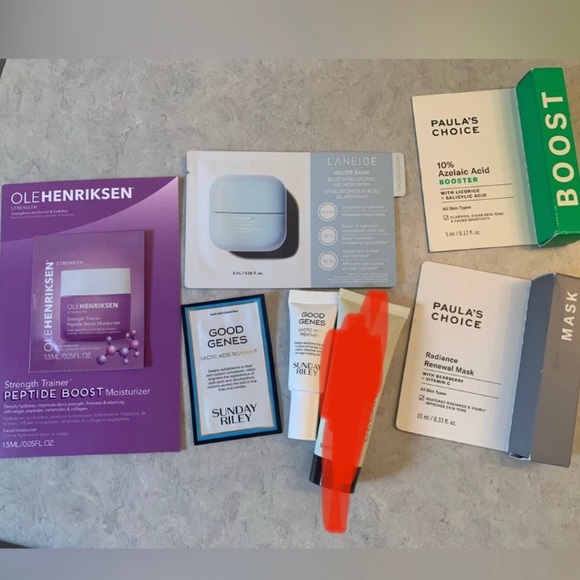 **BUNDLE AND SAVE** Skincare Sampler Bundle - Picture 1 of 4
